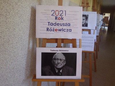 grafika do wpisu: 100-etna rocznica urodzin Tadeusza Różewicza