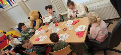 grafika do wpisu: Kulturalne spotkanie w wyrafinowanym towarzystwie przy herbatce... .