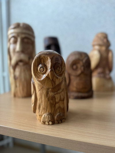 grafika do wpisu: Rzeźby i płaskorzeźby Tomasza Wójtowicza.