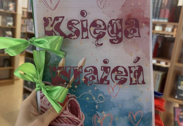 Japońskie maskotki amigurumi  Sary Zdebel robią furorę!  Klasa Sary z SP2 podziwia talent koleżanki.